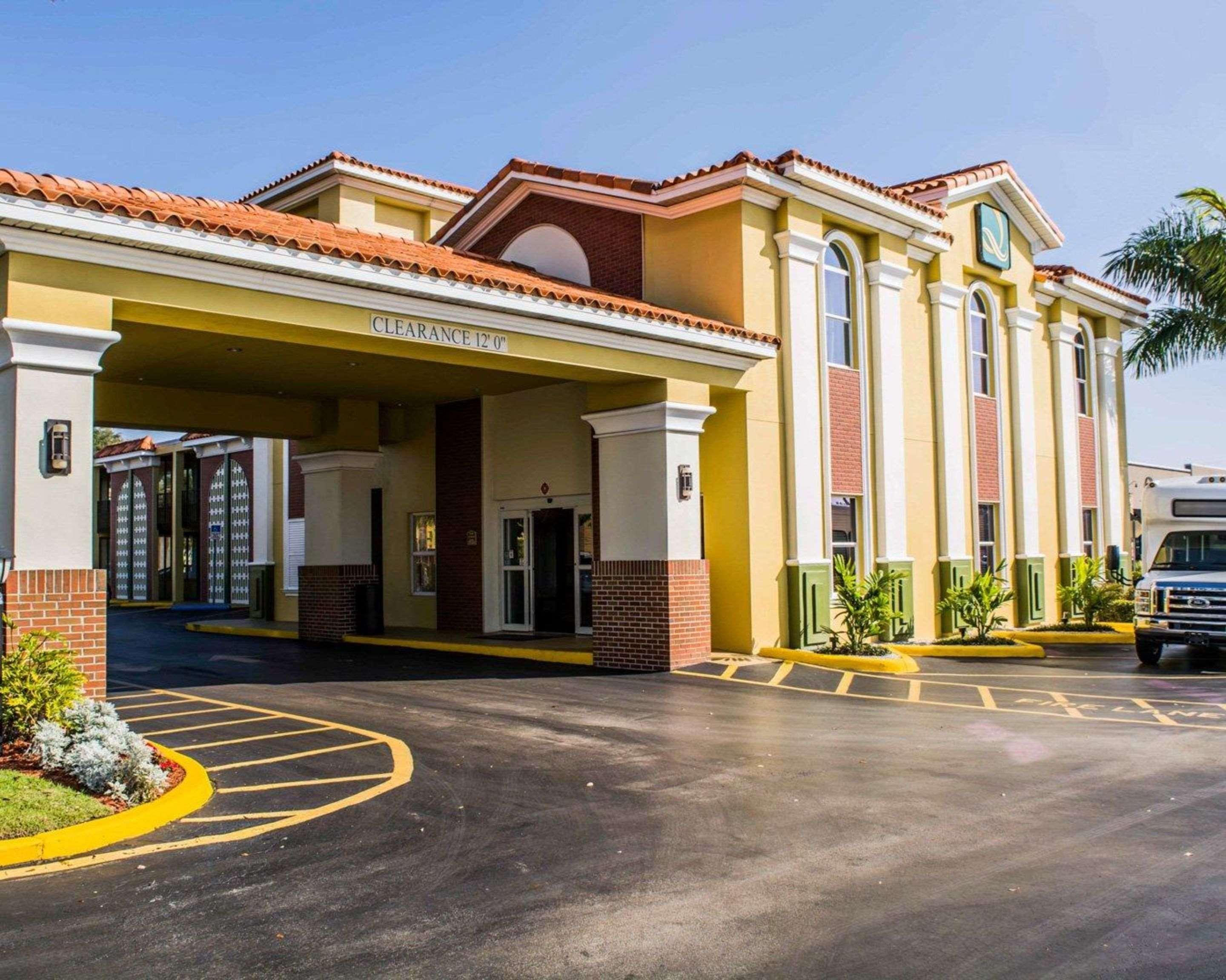 Quality Inn Airport - Cruise Port Tampa Exterior photo